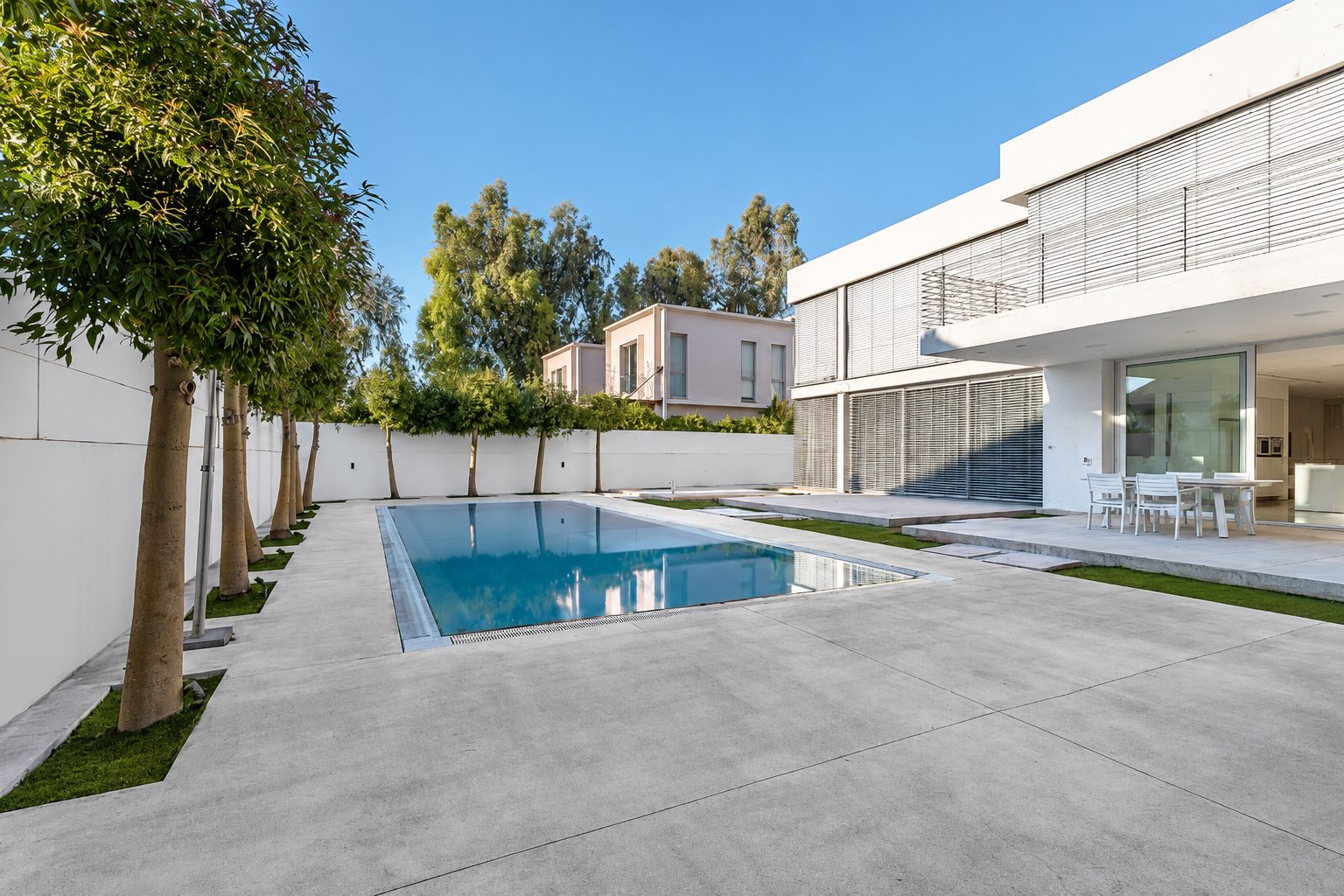 Private pool and terrace